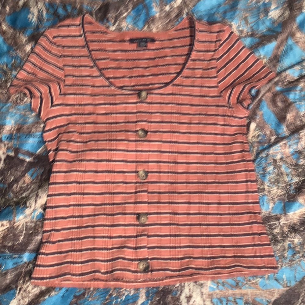 🌸American Eagle shirt🌺